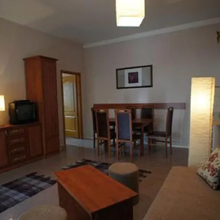 Apartment- Golden 1 公寓 希欧福克
